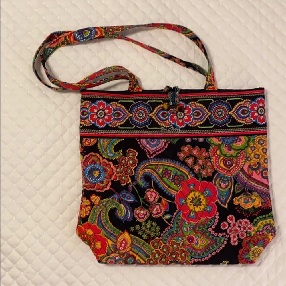 Vera Bradley bag. Measures approx 10 x 10 inches